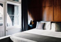 Others 4 CENTRAL STATION