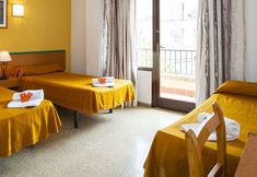 기타 2 Arenal Pins