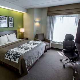 SLEEP INN (SEVIERVILLE) 1, ハットフィールド&マッコイ・ディナーショーホテル