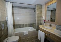 Others 3 Fame Residence Lara & SPA