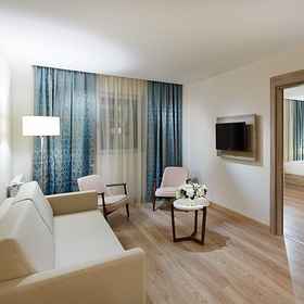 ROX HOTEL AIRPORT1 , 飯店巴基尔柯伊