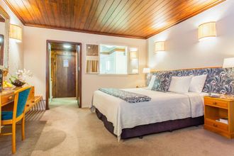 其他 4 AUCKLAND'S WAITAKERE ESTATE -