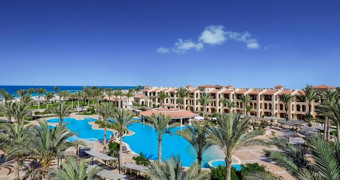 Exterior Jaz Almaza Beach Resort, Almaza Bay