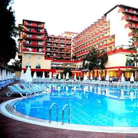 EXTERIOR_BUILDING 1 홀리데이 파크 리조트, 알라냐 아쿠아파크 호텔