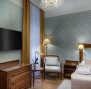 Bedroom 2 Hvezda Ensana Health Spa Hotel
