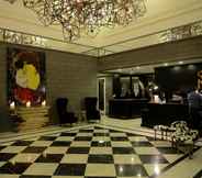 Lobby 3 THE NISHAT HOTEL GULBERG LAHORE