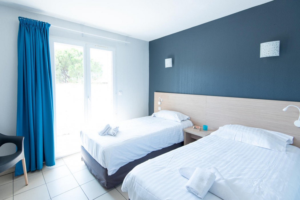 Bedroom ZENITUDE FREJUS – LA TOUR DE MARE