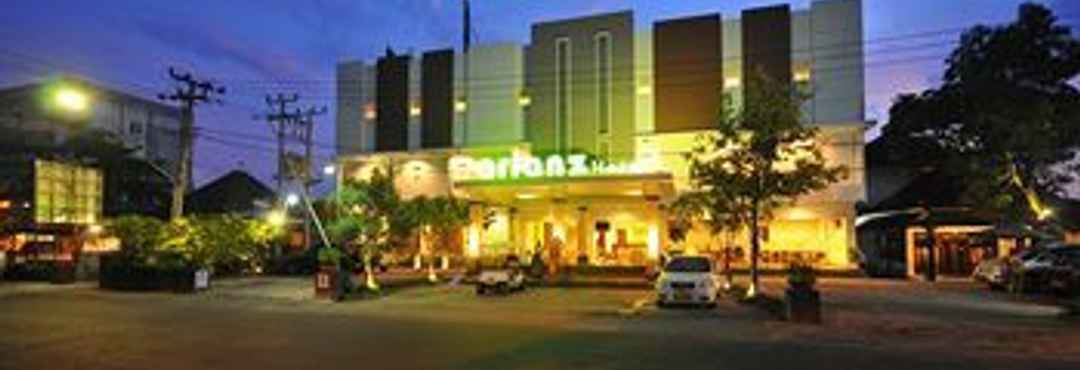 Bangunan Arianz Hotel