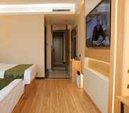 Bedroom 3 GreenTree Inn Heze CBD Railway Station Wanda Plaza Business Hotel