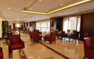 Lobby 3 Taiba Hotel Madinah
