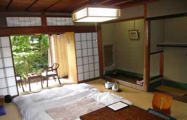 Bedroom 2 Seikiro