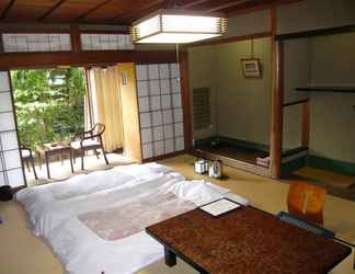Bedroom 2 Seikiro
