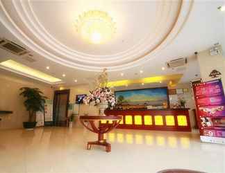 Lobby 2 GREENTREE INN SUZHOU INTERNATIONAL EDUCATION PARK WANDA PLAZA SHIMAO HOTEL
