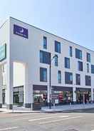 EXTERIOR_BUILDING Premier Inn Addlestone