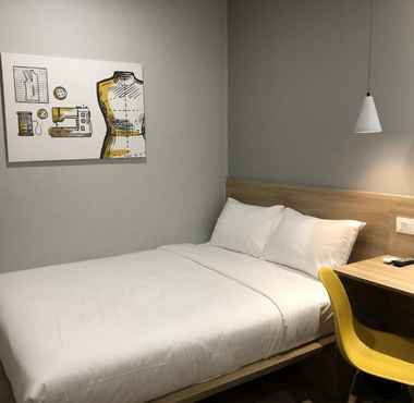 Kamar Tidur 2 Simple Inn Jakarta Wahid Hasyim