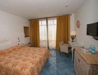 Bedroom 2 Hotel Resort And Spa Baia Caddinas
