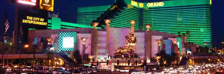 Bên ngoài MGM Grand Las Vegas