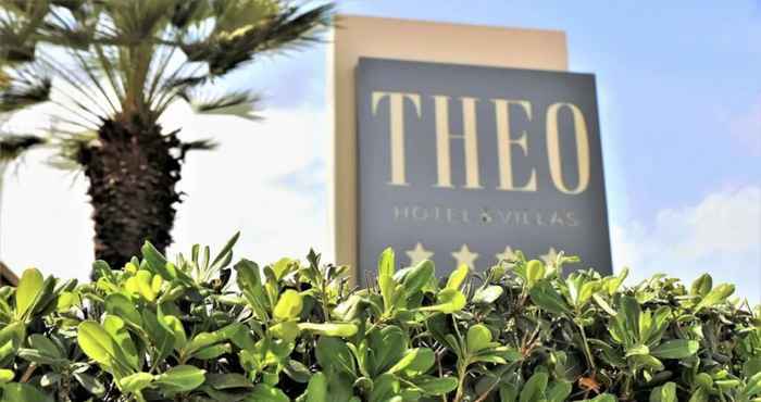 Exterior Theo Hotel