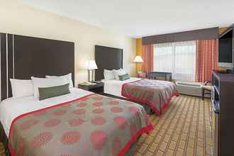 Kamar Tidur 4 Ramada Asheville