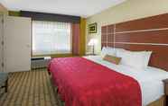 Kamar Tidur 3 Ramada Asheville