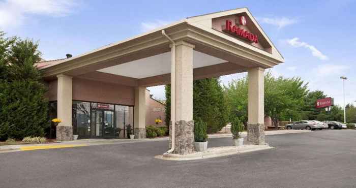 Bangunan Ramada Asheville