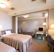 Kamar Tidur 3 Highness Hotel Kurume