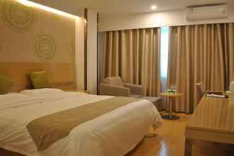 Bedroom 4 GreenTree Heze Changcheng Road Tianhua Ecommerce Logistics Park Express Hotel