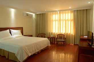 Bedroom 4 GreenTree Inn Heze Development Zone Guangzhou Road Yuehua Express Hotel