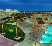 Kolam Renang 3 Hurghada Long Beach Resort