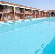 Accommodation Services 5 Days Inn by Wyndham Washington Pennsylvania