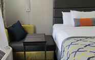 Bedroom 7 Baymont Inn and Suites Murfreesboro
