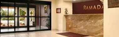 Lobby 2 Ramada By Wyndham Kitteryy