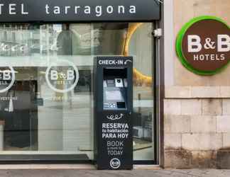 Exterior 2 B&B HOTEL Tarragona Centro Urbis