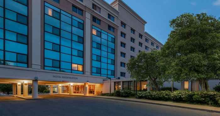 Exterior Ramada by Wyndham Liverpool/Syracuse