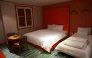 Phòng ngủ 3 The Sharp Motel