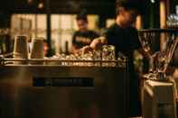 Bar, Cafe and Lounge The Cinnamon Resort Pattaya