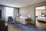 Bedroom Holiday Inn Capitol