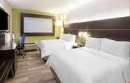 Bedroom 7 Holiday Inn Express Brevard