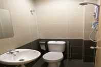 In-room Bathroom First Guest House Cheras