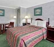 ห้องนอน 4 Days Inn Williamsburg Colonial Area 902 Richmond