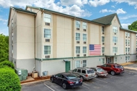 Exterior Rodeway Inn and Suites At Biltmore Square