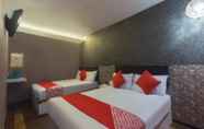 Kamar Tidur 4 My Home Hotel Taman Connaught