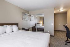 Bedroom Quality Inn Downtown North(exAmericas Best Value)