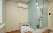 In-room Bathroom 6 E Residence (ex. Ephphatha Residence)