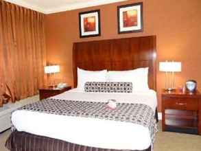 Bedroom 4 Ramada Plaza & Conf Center by Wyndham Cranbury - S Brunswick (Ex. Crowne Plaza Monroe South Brunswic