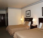 Bilik Tidur 3 Vista Yosemite Inn Oakhurst (ex. Americas Best Value Inn Yosemite South Gate)