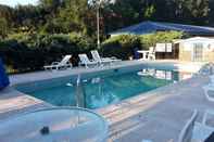 Swimming Pool Rodeway Inn Rodeway Inn Walterboro I-95