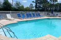 Kolam Renang Quality Inn and Suites Myrtle Beach, SC