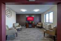 Lobi Red Roof Inn Greensburg (ex Super 8 by Wyndham Greensburg)