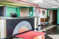 Lobby Econo Lodge Scranton